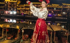 大陆极品少妇内射AAAAA